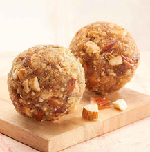 Load image into Gallery viewer, dry fruits supreme laddus/ladoos box for weddings birthdays events friends